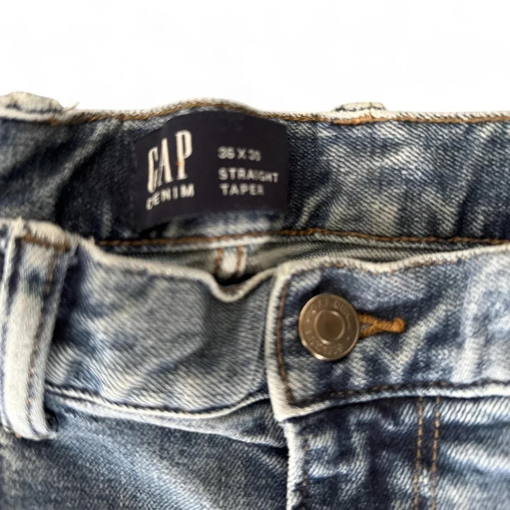Grunge Emo casual distressed Utility Light wash straight leg 36 x 30 Gap jean.